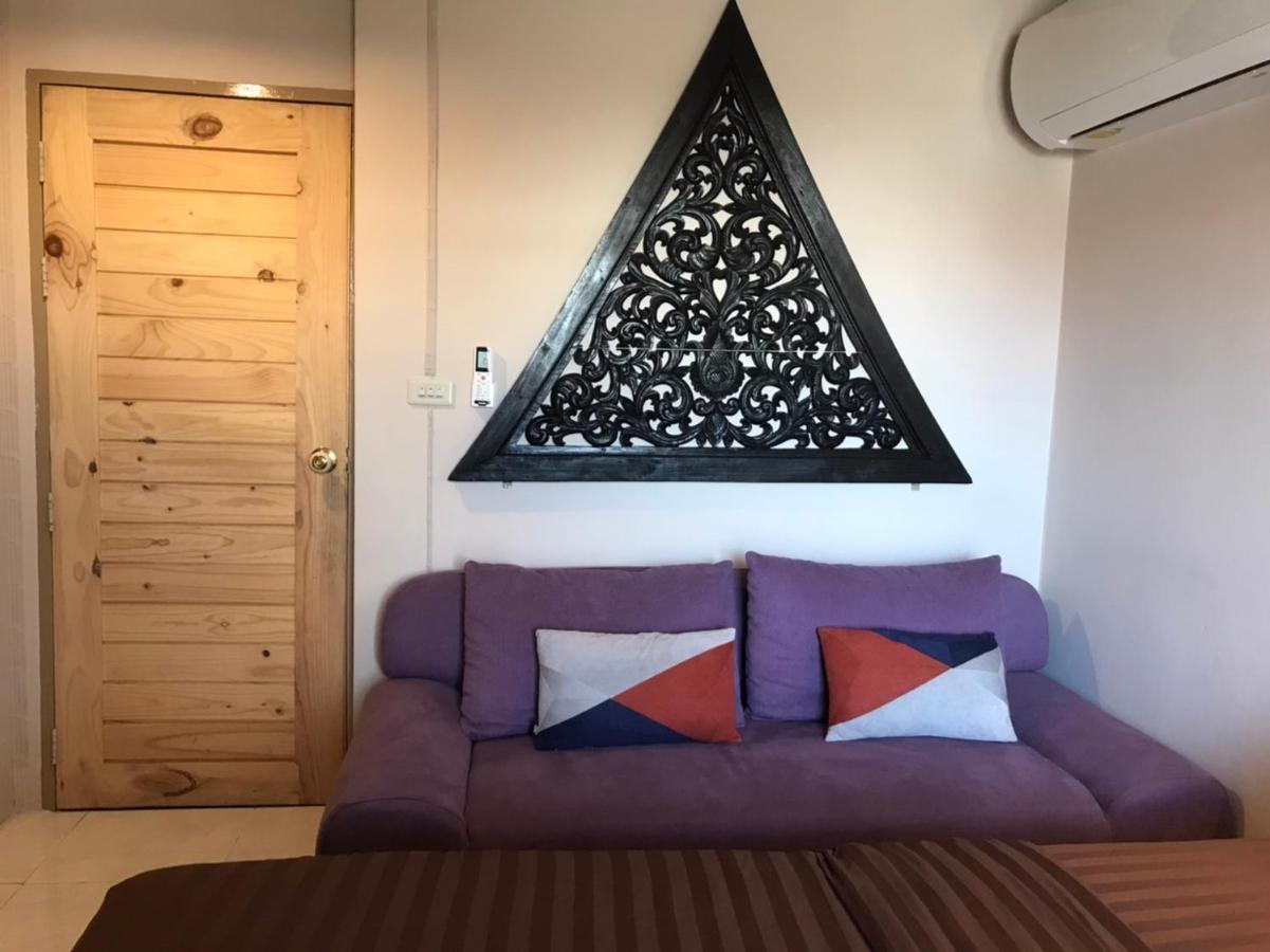Апартаменты 8Th House @ Center Of Chiangmai Old Town Чиангмай Экстерьер фото