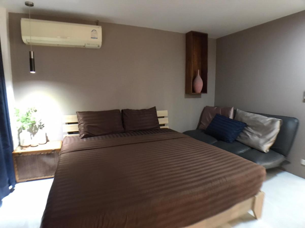 Апартаменты 8Th House @ Center Of Chiangmai Old Town Чиангмай Экстерьер фото