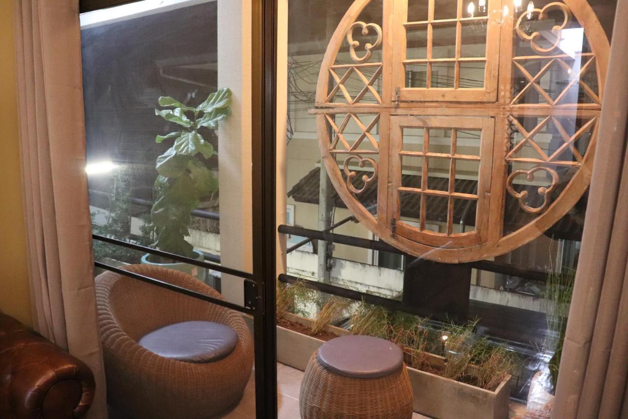 Апартаменты 8Th House @ Center Of Chiangmai Old Town Чиангмай Экстерьер фото