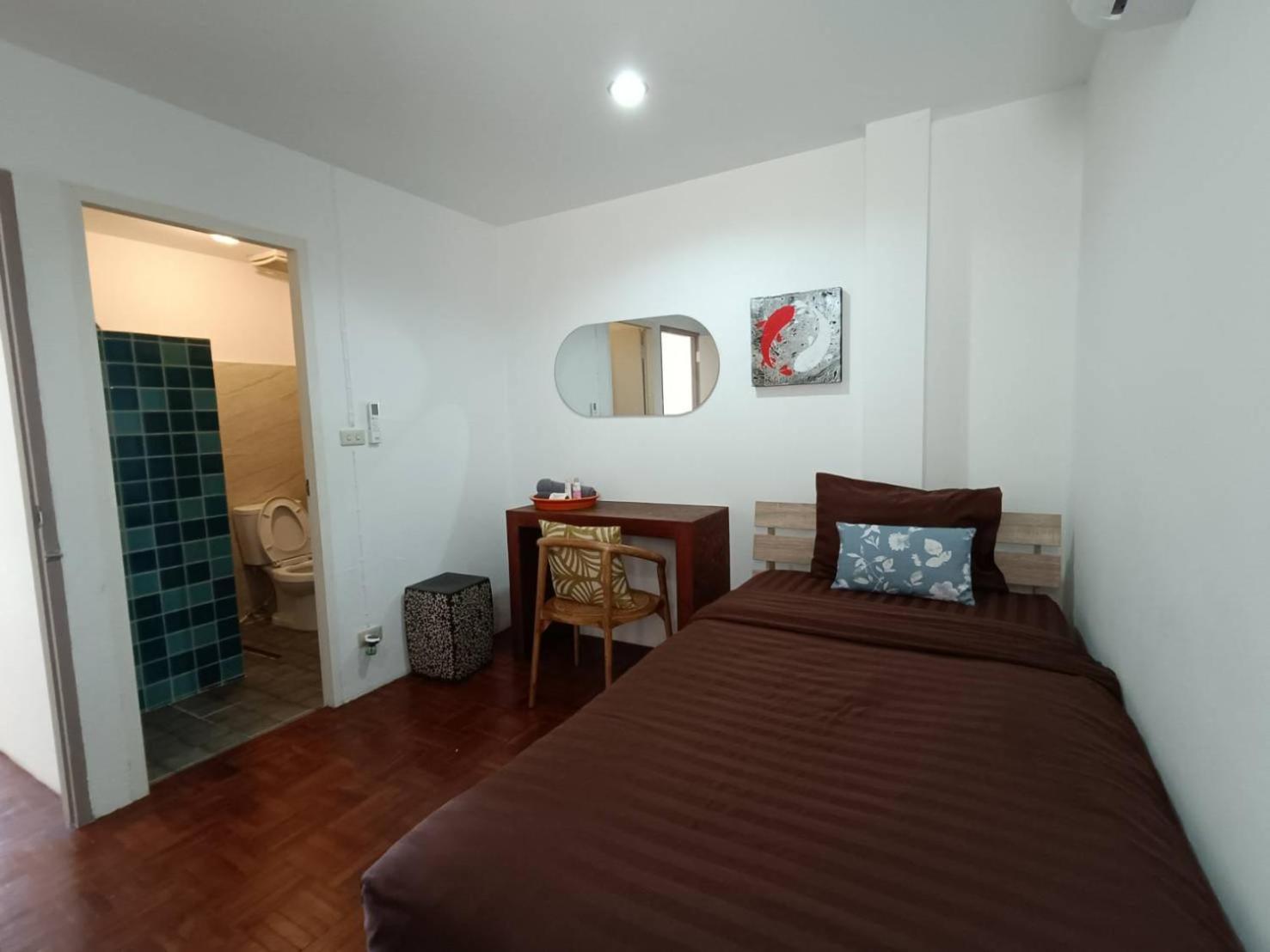 Апартаменты 8Th House @ Center Of Chiangmai Old Town Чиангмай Экстерьер фото